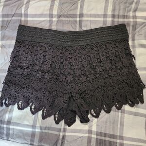 Elegant Black Lace Women Shorts